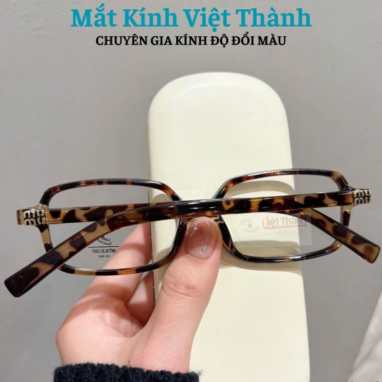  Gọng kính cận form chữ nhật siêu hot hè 2025 Nhận cắt vận viễn loạn theo yêu cầu Mắt Kính Việt Thành