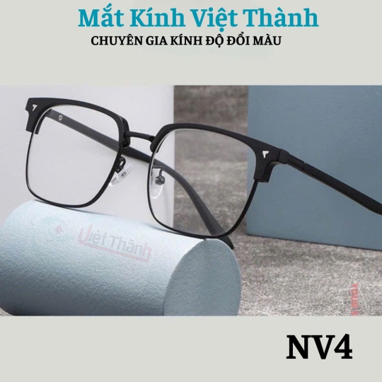 Gọng kính vuông đổi màu hot trend nhận làm độ theo yêu cầu Mắt Kính Việt Thành
